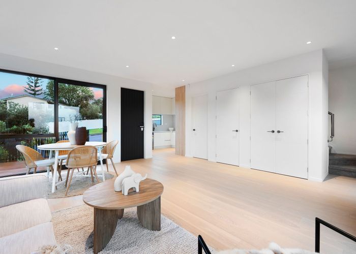  at 1 Thistledew Place, Bayview, North Shore City, Auckland