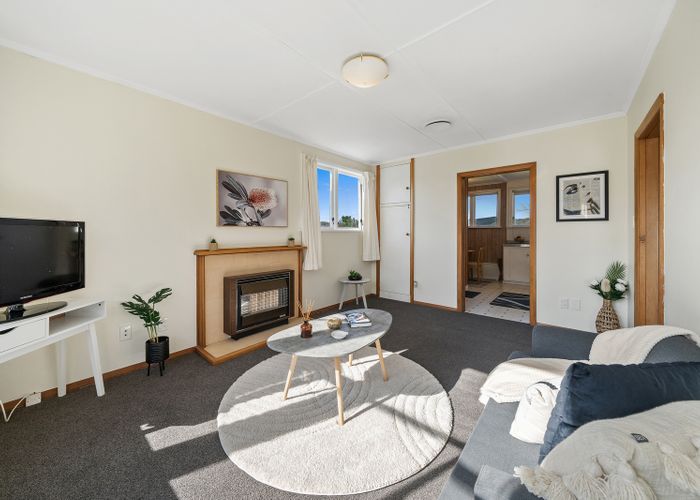 at 70 Franklyn Road, Tawa, Wellington