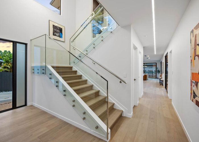  at 77 Park Rise, Campbells Bay, North Shore City, Auckland