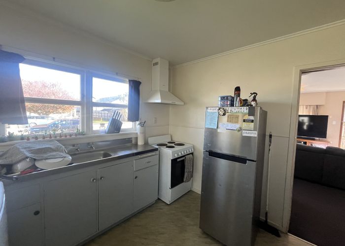  at 1/44 Cameron Road, Hamilton East, Hamilton, Waikato