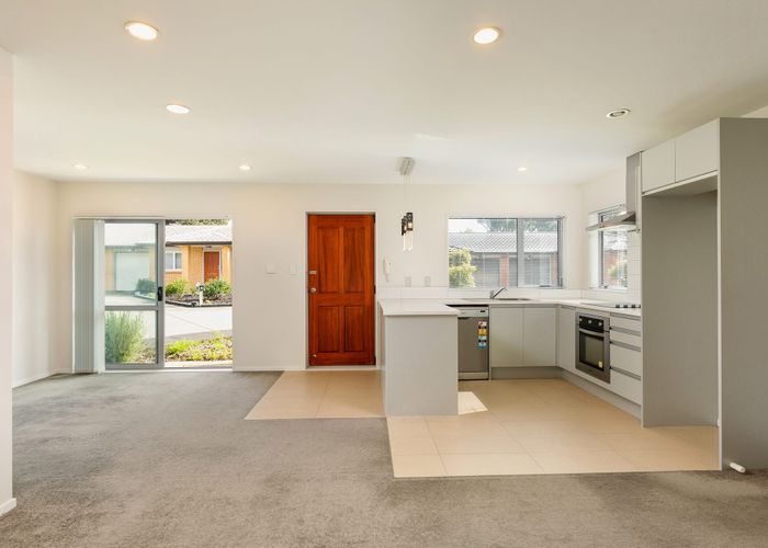 at 16/68 Fonteyn Street, Avondale, Auckland