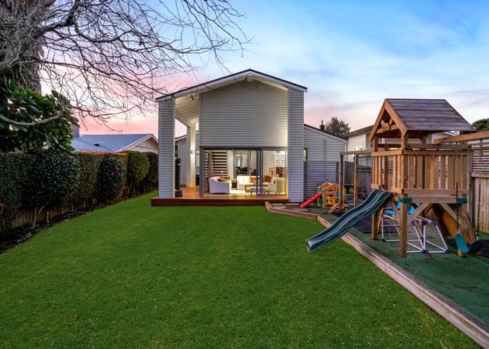  at 96 Shackleton Road, Mount Eden, Auckland