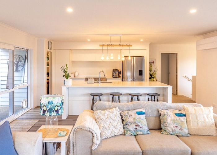 at 420 Sea View Road, Onetangi, Waiheke Island, Auckland