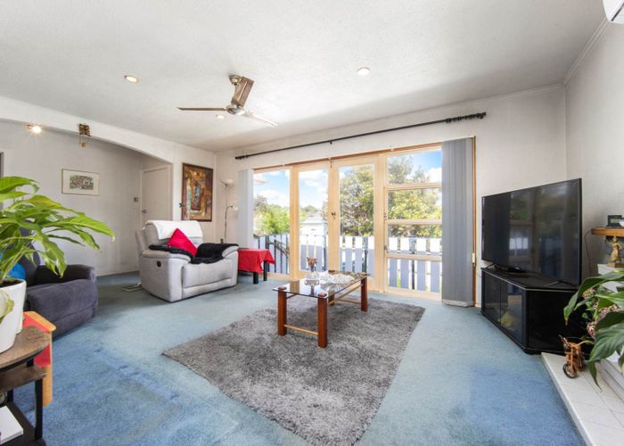  at 89 View Road, Henderson, Waitakere City, Auckland