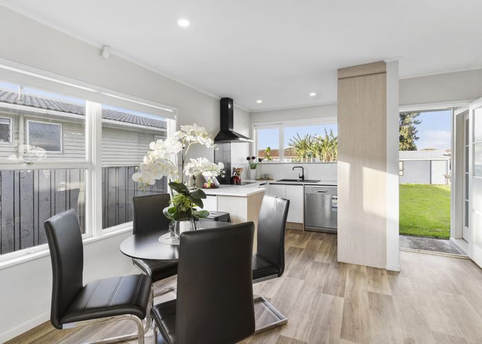  at 60 Convair Crescent, Mangere, Auckland