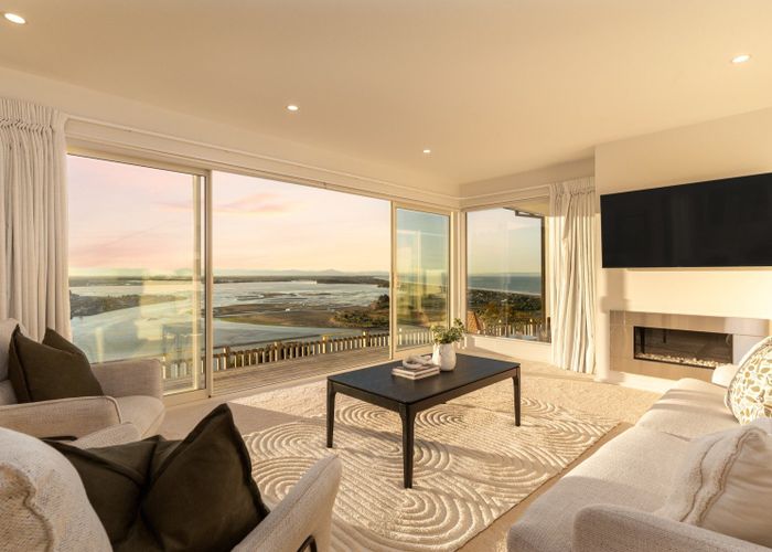  at 41 Kinsey Terrace, Sumner, Christchurch City, Canterbury