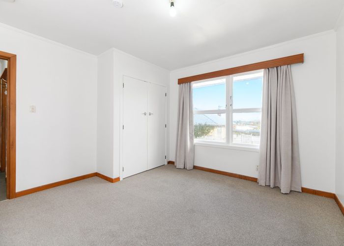  at 4/15A Frost Road, Mount Roskill, Auckland City, Auckland