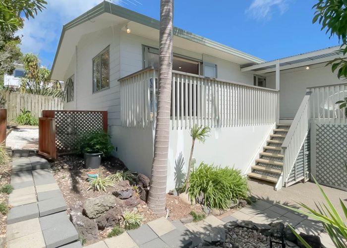  at 16B D'Oyly Drive, Stanmore Bay, Whangaparaoa
