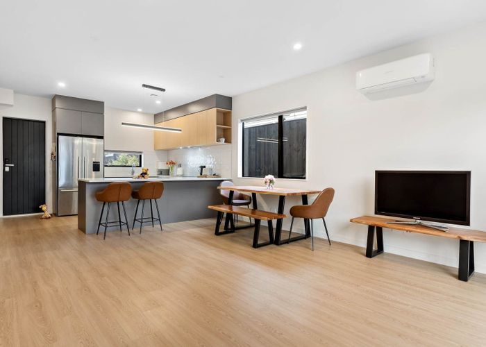  at 307a Beach Haven Road, Birkdale, North Shore City, Auckland
