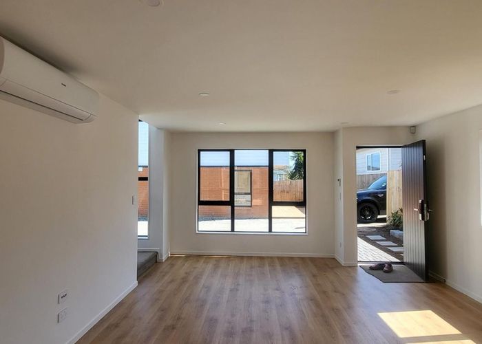  at 105D Flatbush Rd, Clover Park, Manukau City, Auckland