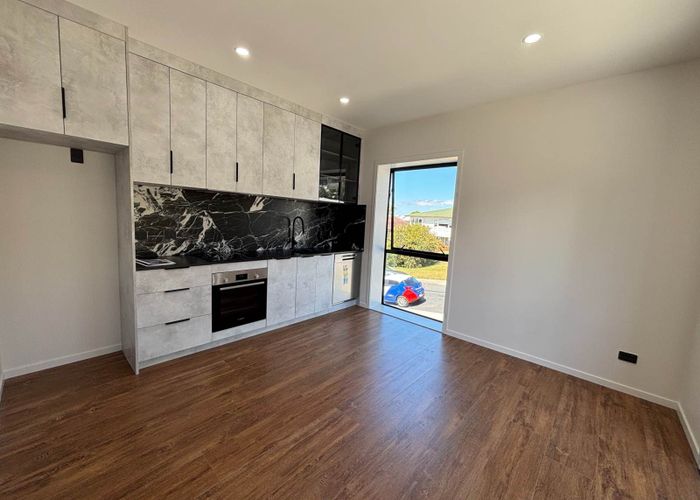  at 3/65 Stottholm Road, Titirangi, Auckland