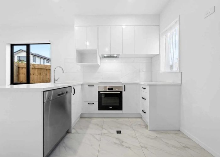  at 7/112 Moore Street, Howick, Manukau City, Auckland