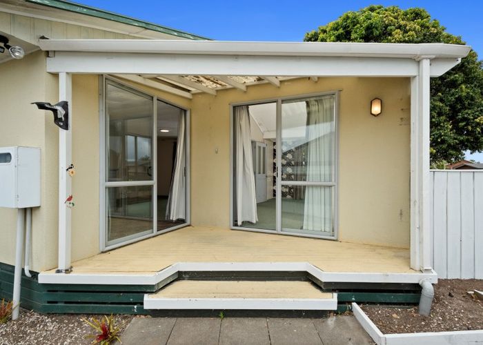  at 8 Doncaster Drive, Papamoa Beach, Papamoa