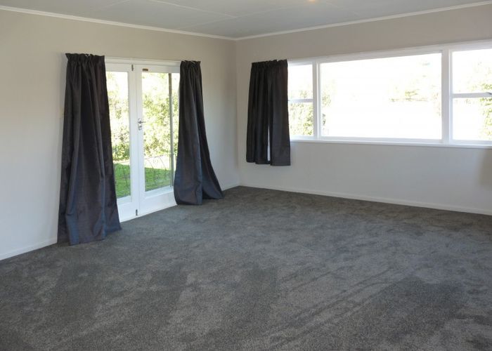  at 129 Whitby Road, Wakefield