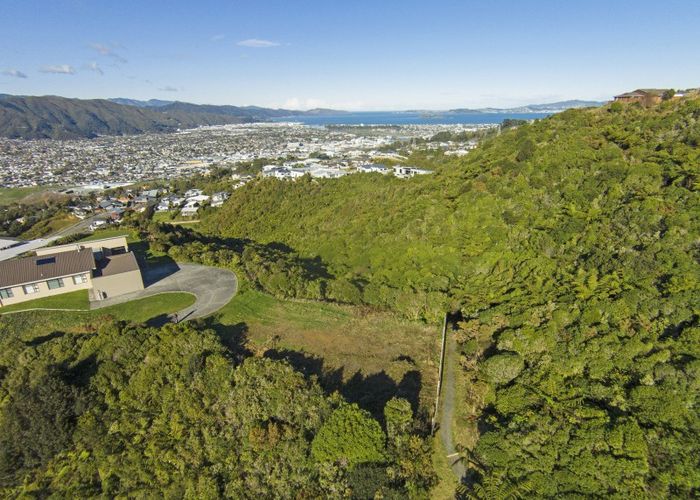  at A/15 Winifred Way, Belmont, Lower Hutt