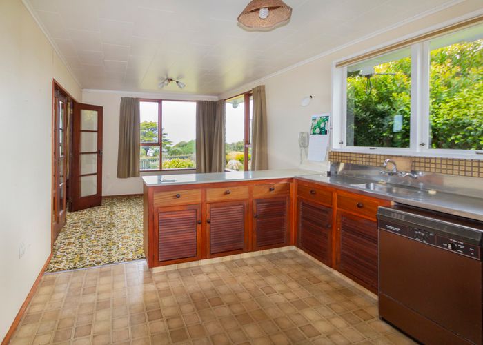 at 16 Harbour Terrace, Kakanui