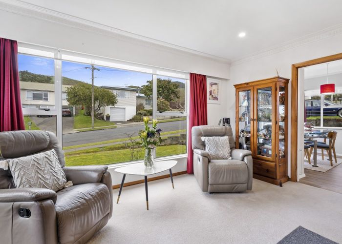  at 12 Saint Johns Terrace, Tawa, Wellington