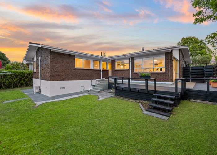  at 79 Meadway, Sunnyhills, Manukau City, Auckland