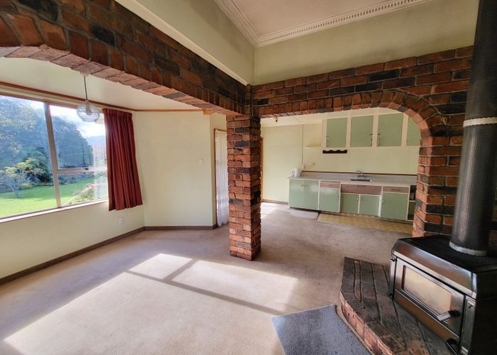  at 8 Seddon Street, Kumara, Greymouth