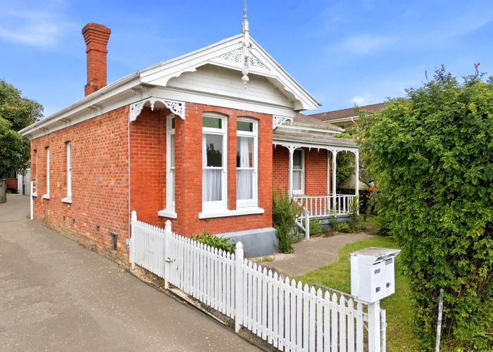  at 96 & 96A Queen Street, Northcote Point, North Shore City, Auckland