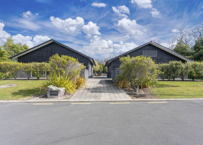  at 8 Parawera Drive, Acacia Bay, Taupo, Waikato