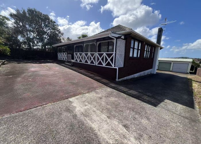  at 56 Willerton Avenue, New Lynn, Waitakere City, Auckland
