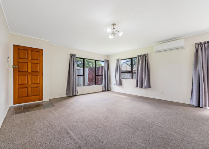  at 1/9 Sharivari Place, Conifer Grove, Takanini