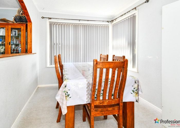  at 14 Kemble Close, Mangere, Manukau City, Auckland