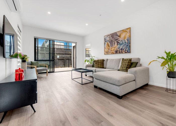  at 42 Tahere Road, Flat Bush, Manukau City, Auckland