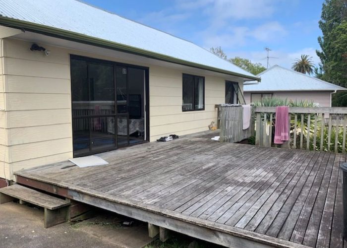  at 1/13 Earlsworth Road, Māngere East, Auckland
