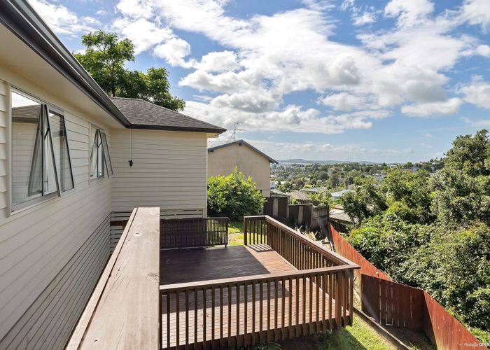  at 1/15 Cherry Tree Place, Massey, Waitakere