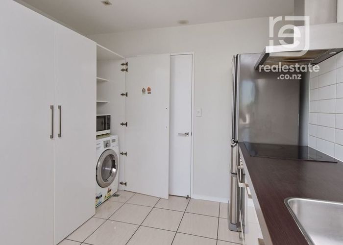  at 8/318 Barbadoes Street, City Centre, Christchurch City, Canterbury