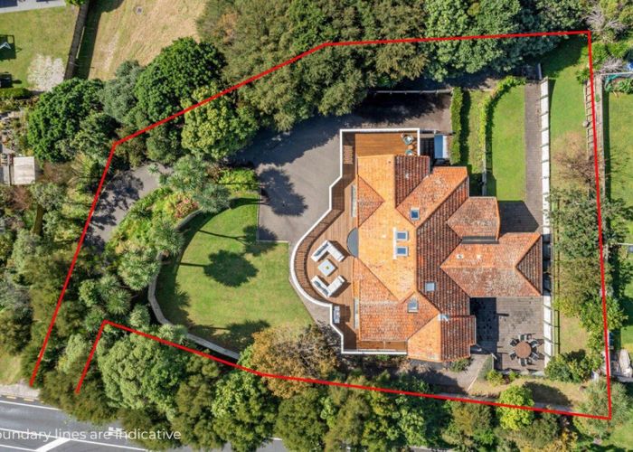  at 84 Waitaha Road, Welcome Bay, Tauranga
