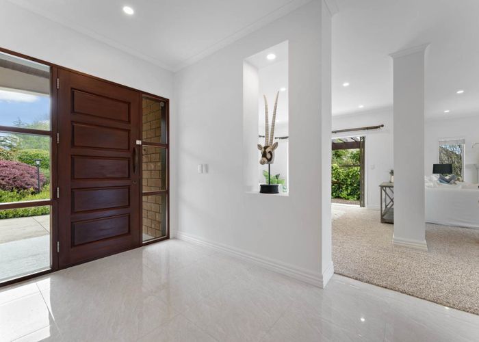  at 9 Faith Grove, Greenhithe, Auckland