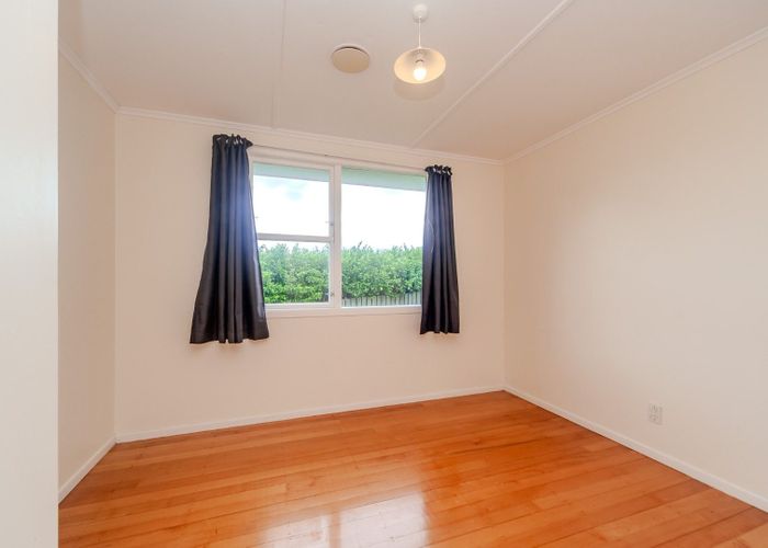  at 54 Braithwaite Street, Karori, Wellington, Wellington