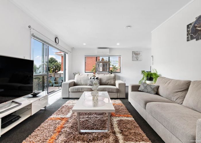 at 69 Allenby Road, Papatoetoe, Auckland