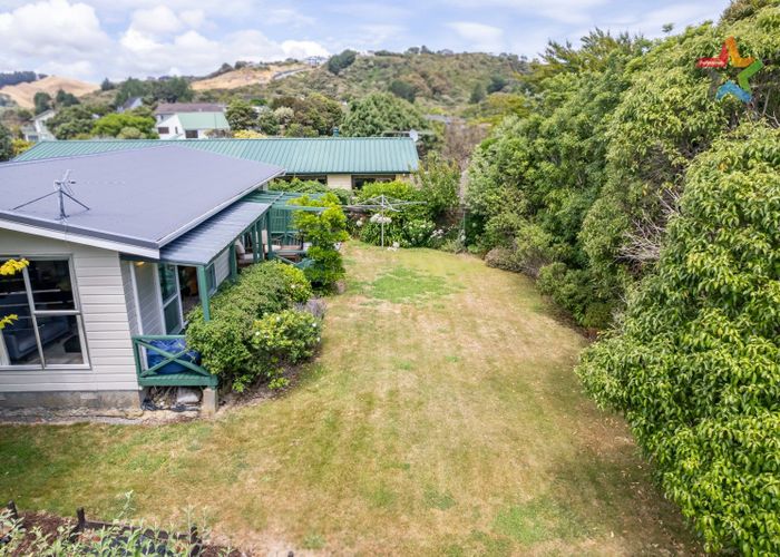  at 38 Discovery Drive, Whitby, Porirua