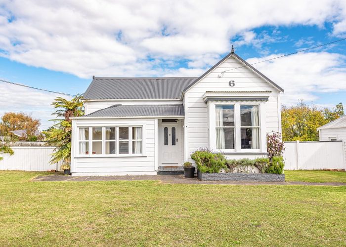  at 6 Stark Street, Durie Hill, Whanganui