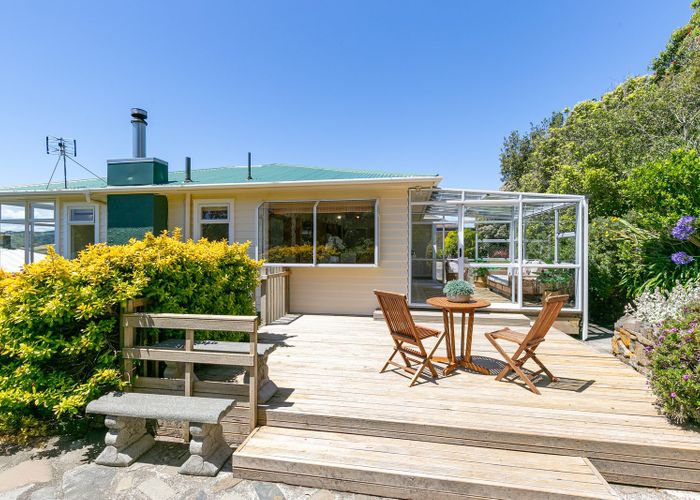  at 17 Trebann Street, Paparangi, Wellington