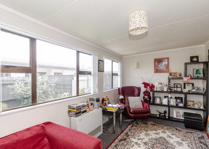  at 40 Glamorgan Avenue, Tamatea, Napier