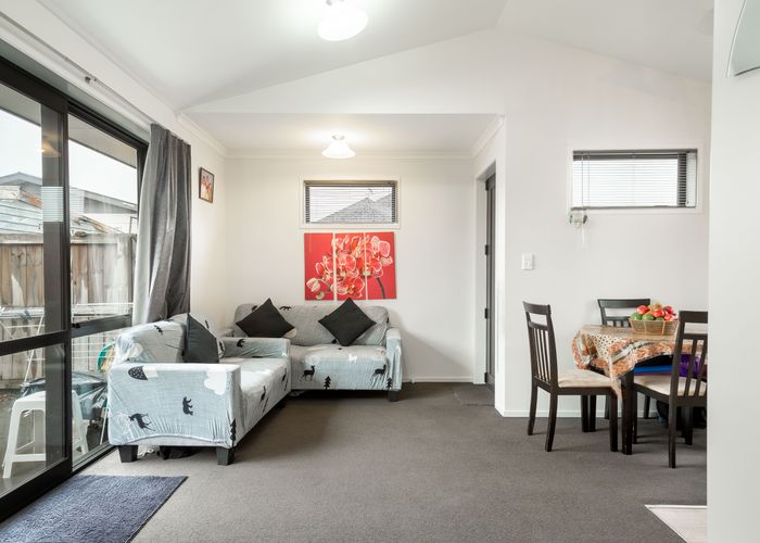  at 4/13 Lyon Street, Frankton, Hamilton