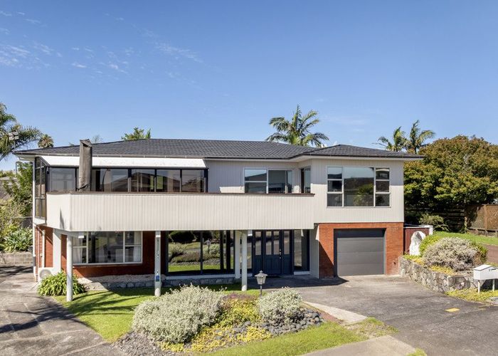  at 21 Treeway, Sunnyhills, Manukau City, Auckland