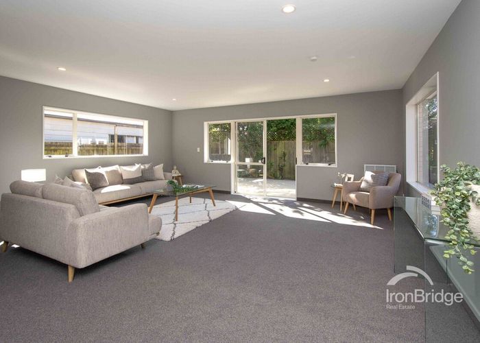  at 2/232 Centaurus Road, Saint Martins, Christchurch