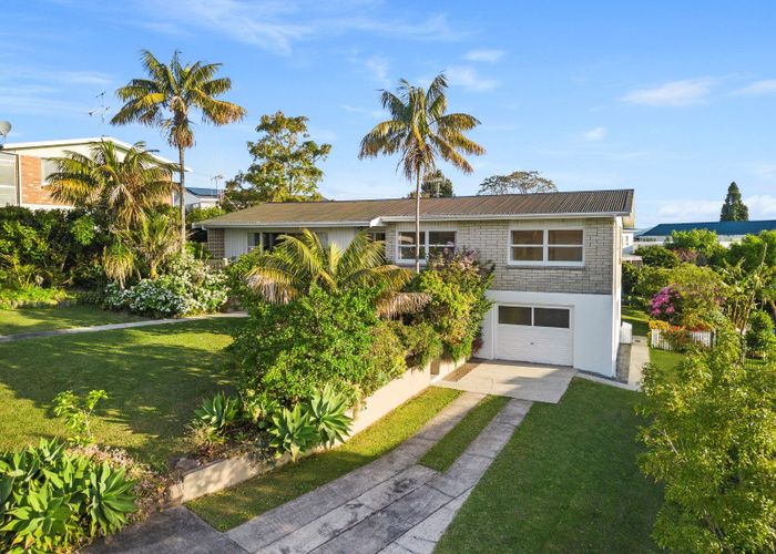  at 2 Jules Way, Otumoetai, Tauranga