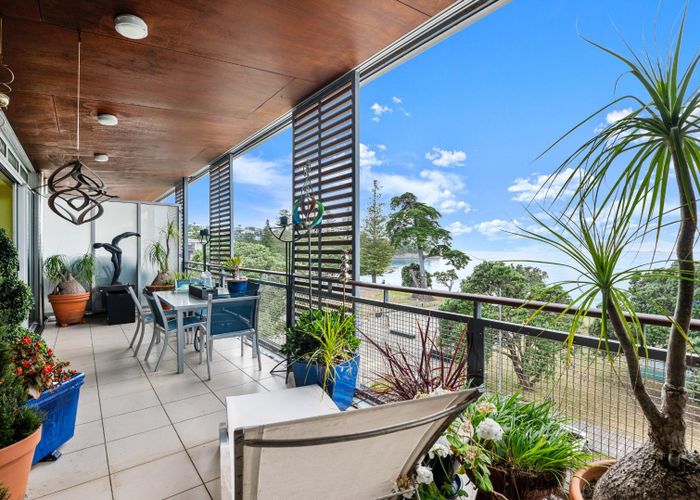  at 19/6 Beach Front Lane, Browns Bay, North Shore City, Auckland