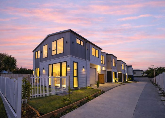  at 4 Barrie Avenue, Papatoetoe, Manukau City, Auckland