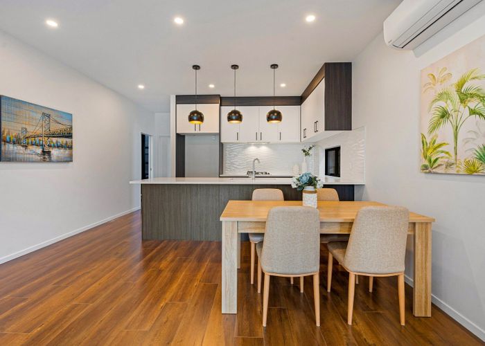  at 10A Egret Court, Unsworth Heights, North Shore City, Auckland