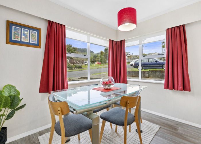 at 12 Saint Johns Terrace, Tawa, Wellington