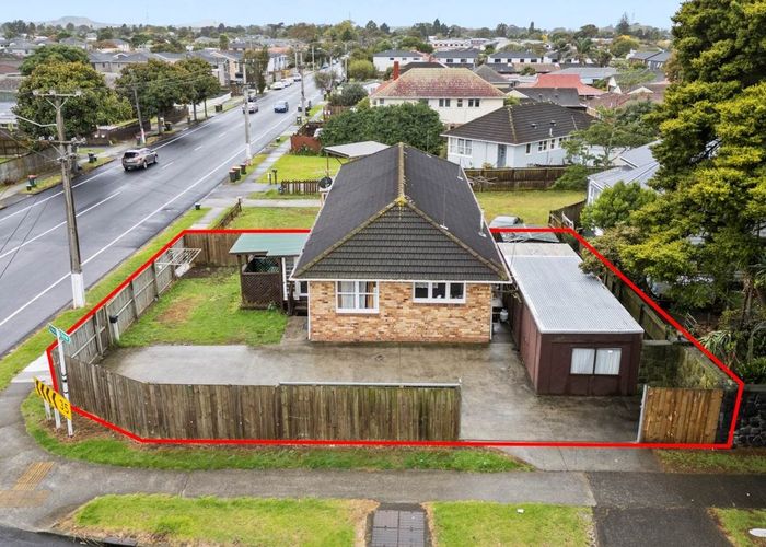  at 2/86 Huia Road, Papatoetoe, Auckland