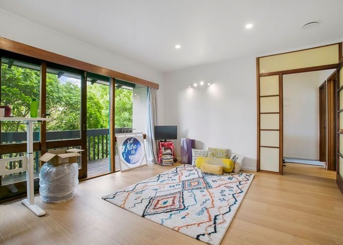  at 2/18 Blockhouse Bay Road, Avondale, Auckland City, Auckland